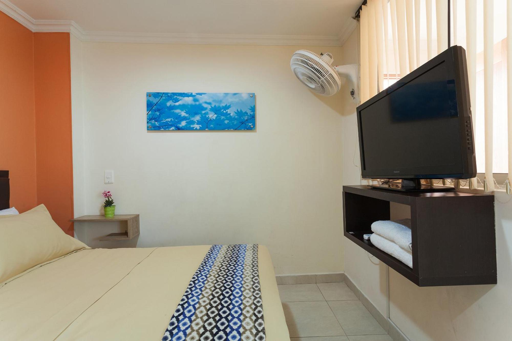 Apartamentos Laureles De La 70 ميديلين المظهر الخارجي الصورة