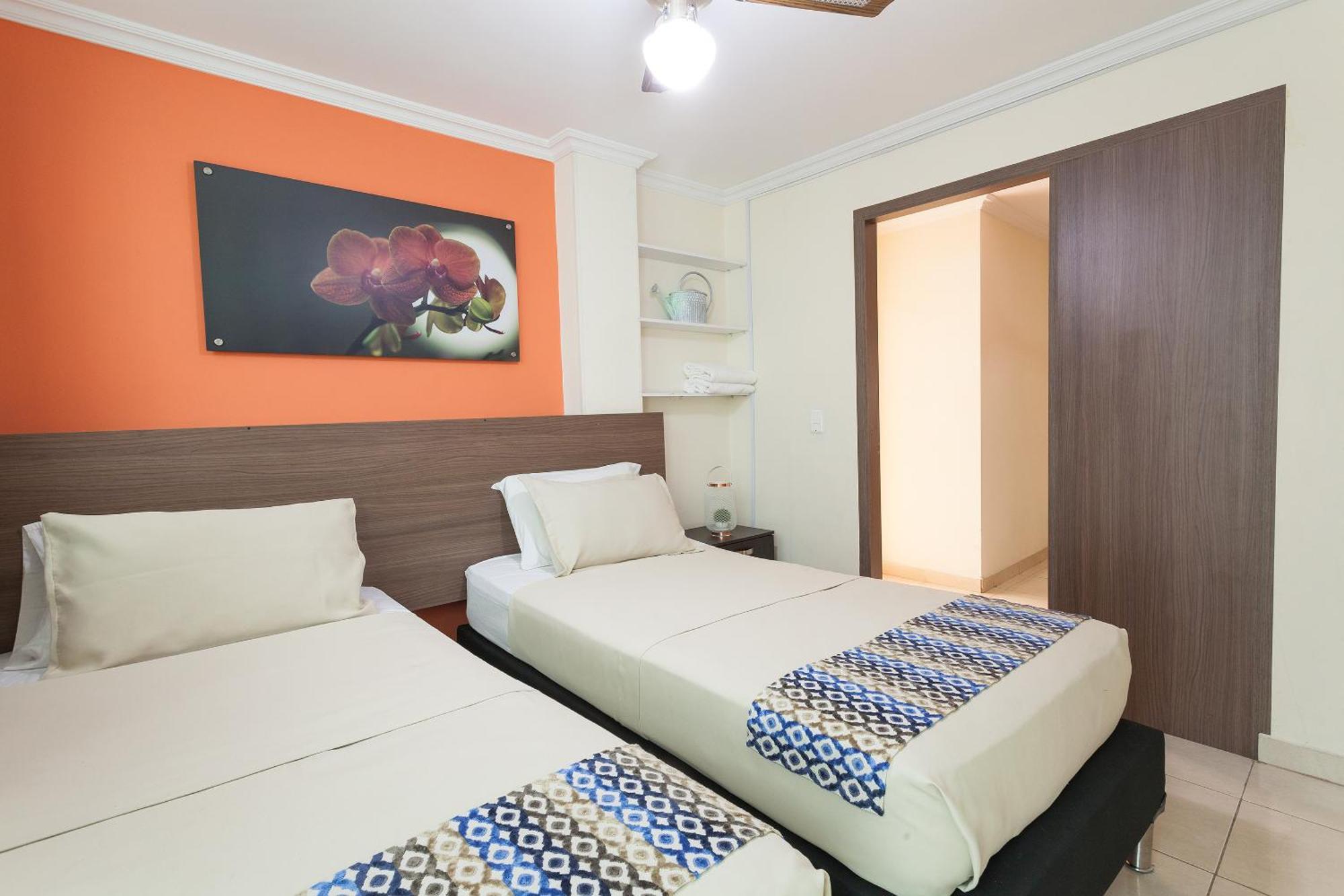 Apartamentos Laureles De La 70 ميديلين المظهر الخارجي الصورة